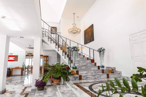 Estudio en el condominio en Chonburi, Tailandia № 134380 - foto 11