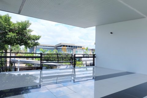 Estudio en Bang Lamung, Tailandia № 134379 - foto 17