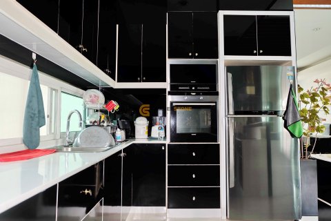 Estudio en Bang Lamung, Tailandia № 134379 - foto 21