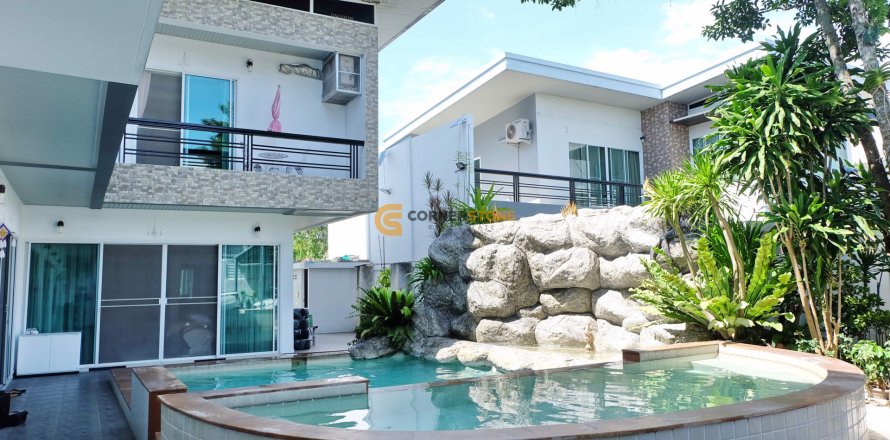 Estudio en Bang Lamung, Tailandia № 134379
