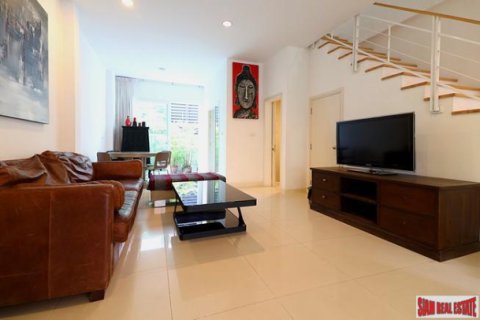 Chalet de 3 dormitorios en Bangkok, Tailandia № 202774 - foto 5