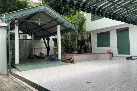 Condominio de 4 dormitorios en Bangkok, Tailandia № 65767 - foto 3