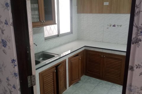 Condominio de 4 dormitorios en Bangkok, Tailandia № 65767 - foto 9