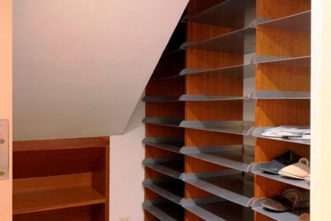 Condominio de 4 dormitorios en Bangkok, Tailandia № 65770 - foto 13