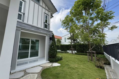 House in Bangkok, Thailand 4 bedrooms № 190321 - photo 9
