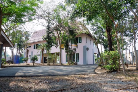 Estudio en Bang Lamung, Tailandia № 26264