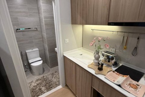Condominio de 1 dormitorio en Bangkok, Tailandia № 146972 - foto 5