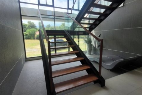 Chalet de 4 dormitorios en Pran Buri, Tailandia № 146977 - foto 8