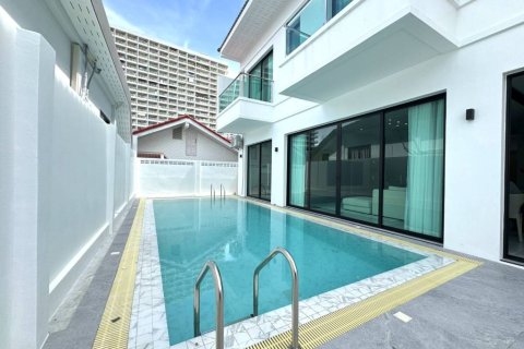 Villa in Pattaya, Thailand 5 Schlafzimmer № 146978