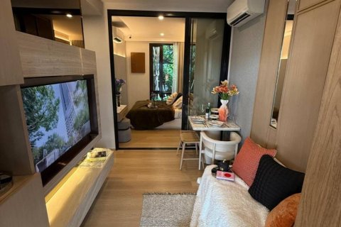 Condominio de 1 dormitorio en Bangkok, Tailandia № 146976 - foto 2