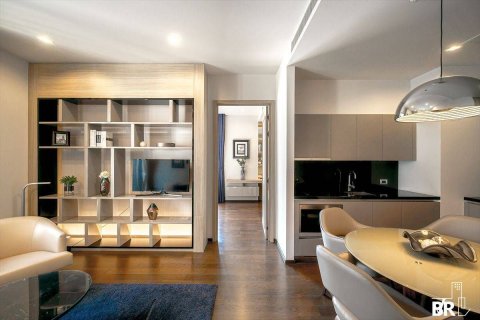 Estudio en el condominio en Watthana, Bangkok, Tailandia № 167462 - foto 2
