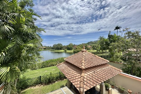 Chalet de 4 dormitorios en Phuket, Tailandia № 167460 - foto 19