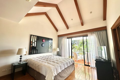 Chalet de 4 dormitorios en Phuket, Tailandia № 167460 - foto 14
