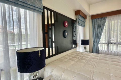 Chalet de 4 dormitorios en Phuket, Tailandia № 167460 - foto 25
