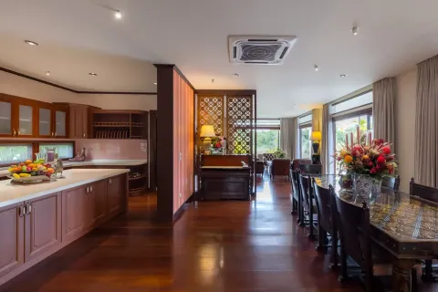 Villa in Chiang Mai, Thailand 5 Schlafzimmer № 162754