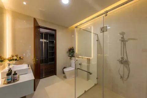 Chalet de 5 dormitorios en Chiang Mai, Tailandia № 162754 - foto 7