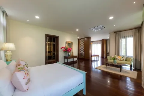 Chalet de 5 dormitorios en Chiang Mai, Tailandia № 162754 - foto 4