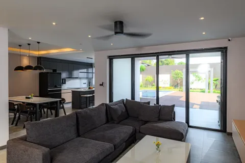 Chalet de 3 dormitorios en Chiang Mai, Tailandia № 162749 - foto 2