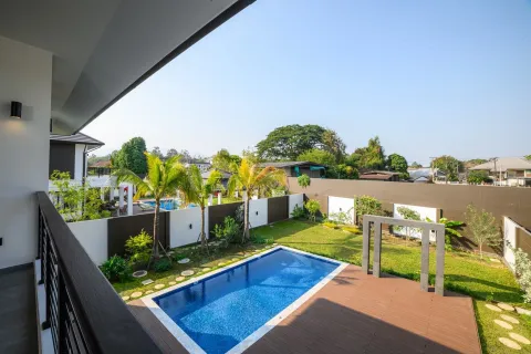 Chalet de 3 dormitorios en Chiang Mai, Tailandia № 162749 - foto 12