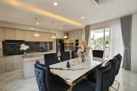 Chalet de 6 dormitorios en Chiang Mai, Tailandia № 162751 - foto 4