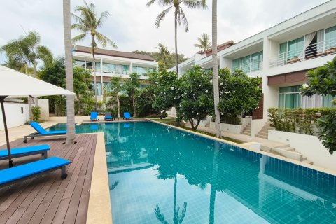 Adosado de 2 dormitorios en Ko Samui, Tailandia № 180141