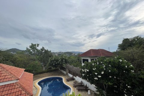 Chalet de 4 dormitorios en Ko Samui, Tailandia № 180143 - foto 5