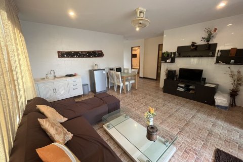 Chalet de 4 dormitorios en Ko Samui, Tailandia № 180143 - foto 6