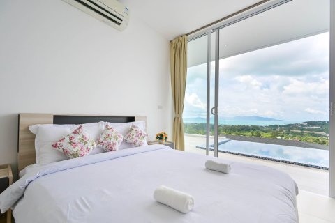 Chalet de 6 dormitorios en Ko Samui, Tailandia № 180138 - foto 17