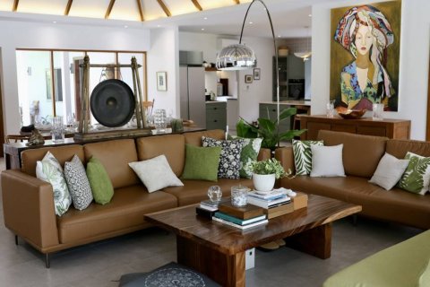 Chalet de 5 dormitorios en Phuket, Tailandia № 114213 - foto 2