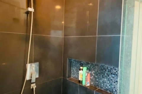Condominio de 1 dormitorio en Bangkok, Tailandia № 114212 - foto 8