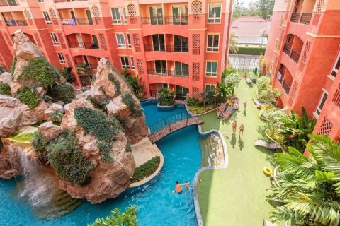 Condominio de 1 dormitorio en Jomtien Beach, Pattaya, Tailandia № 204243 - foto 3