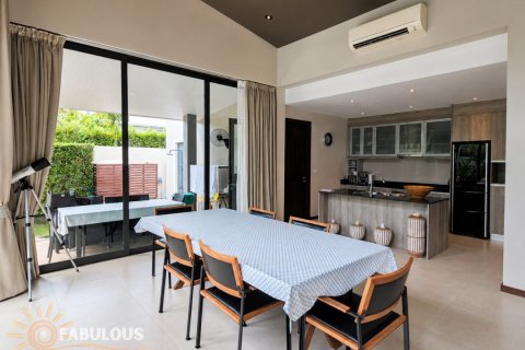 Villa in Bang Tao, Thailand 3 Schlafzimmer № 179196 - Foto 10