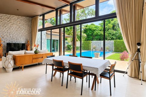 Villa in Bang Tao, Thailand 3 Schlafzimmer № 179196 - Foto 2