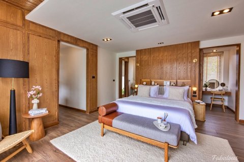 Chalet de 3 dormitorios en Rawai, Tailandia № 179198 - foto 12