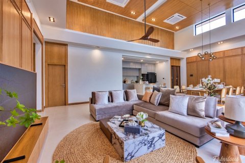 Chalet de 3 dormitorios en Rawai, Tailandia № 179198 - foto 9