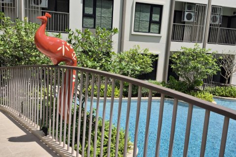 Apartamento de 2 habitaciones en Pattaya, Tailandia № 205774 - foto 8