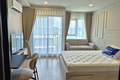 Apartamento de 2 habitaciones en Pattaya, Tailandia № 205774 - foto 4