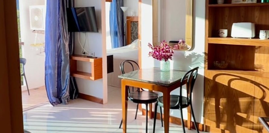 Apartamento de 2 habitaciones en Pattaya, Tailandia № 205771