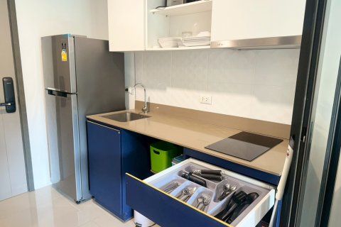 Apartamento de 2 habitaciones en Pattaya, Tailandia № 205777 - foto 3