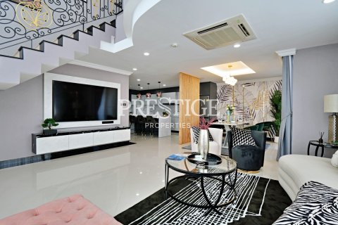 Condo à Pattaya, Thaïlande, 3 chambres  № 198490 - photo 4