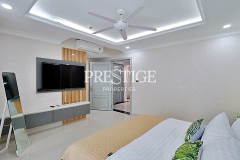 Condo à Pattaya, Thaïlande, 3 chambres  № 198490 - photo 12