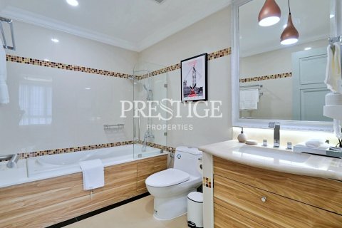 Condo à Pattaya, Thaïlande, 3 chambres  № 198490 - photo 27