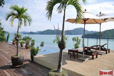Chalet de 7 dormitorios en Ao Yon Beach, Tailandia № 193650 - foto 5