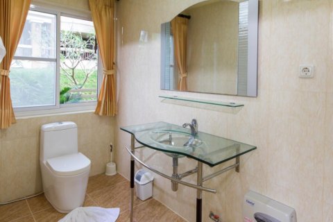 Chalet de 4 dormitorios en Ko Samui, Tailandia № 180169 - foto 10