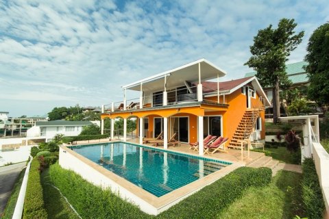Chalet de 4 dormitorios en Ko Samui, Tailandia № 180169