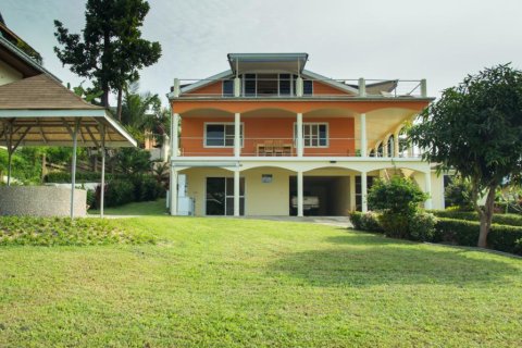 Chalet de 4 dormitorios en Ko Samui, Tailandia № 180169 - foto 5