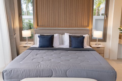 Chalet de 3 dormitorios en Layan Beach, Tailandia № 70914 - foto 6