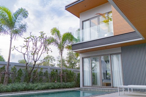 Villa on Layan Beach, Thailand 3 bedrooms № 70914