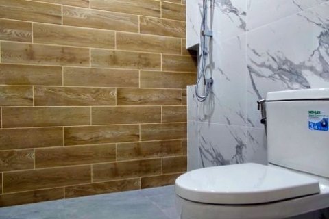 Condominio de 1 dormitorio en Watthana, Bangkok, Tailandia № 47608 - foto 13