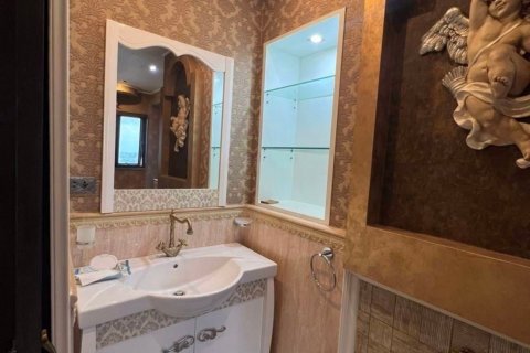 Condominio de 2 dormitorios en Phaya Thai, Bangkok, Tailandia № 47611 - foto 10
